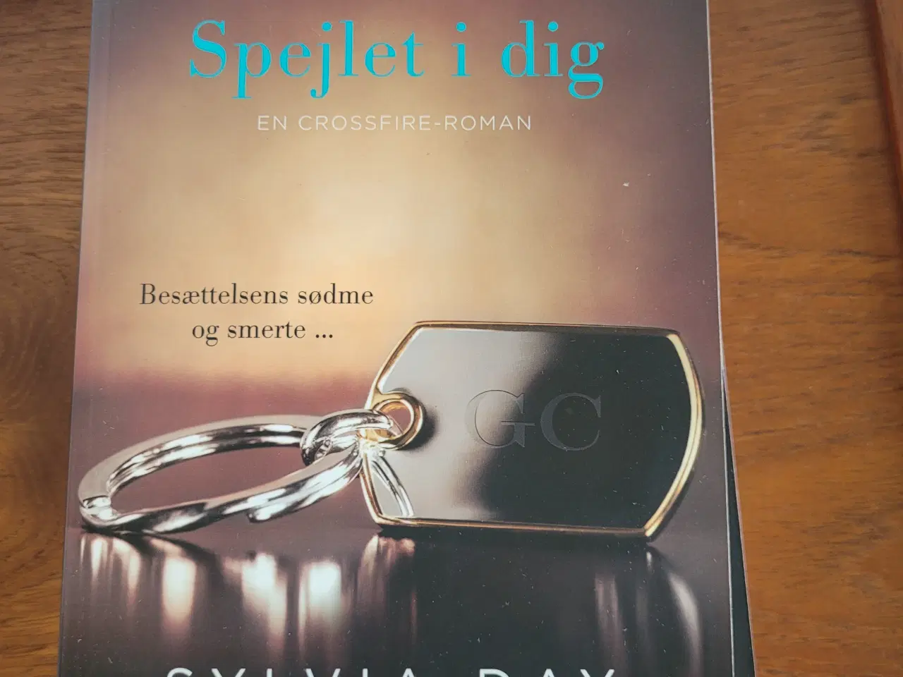 Billede 3 - Bogserie: Crossfire 