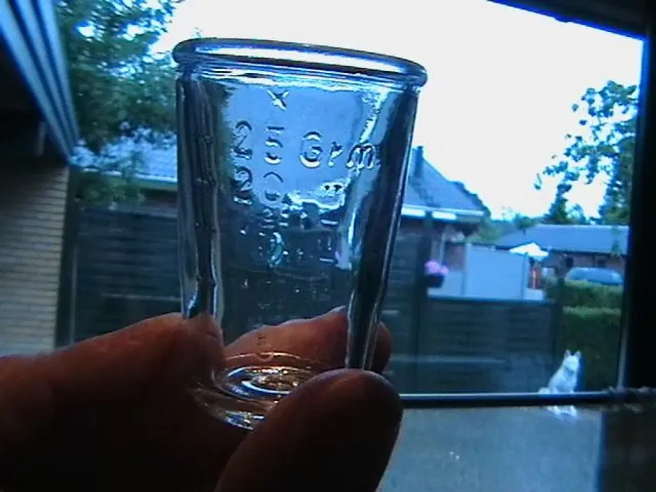 Billede 5 - 1 ældre specielt Glas. 45,- kr.