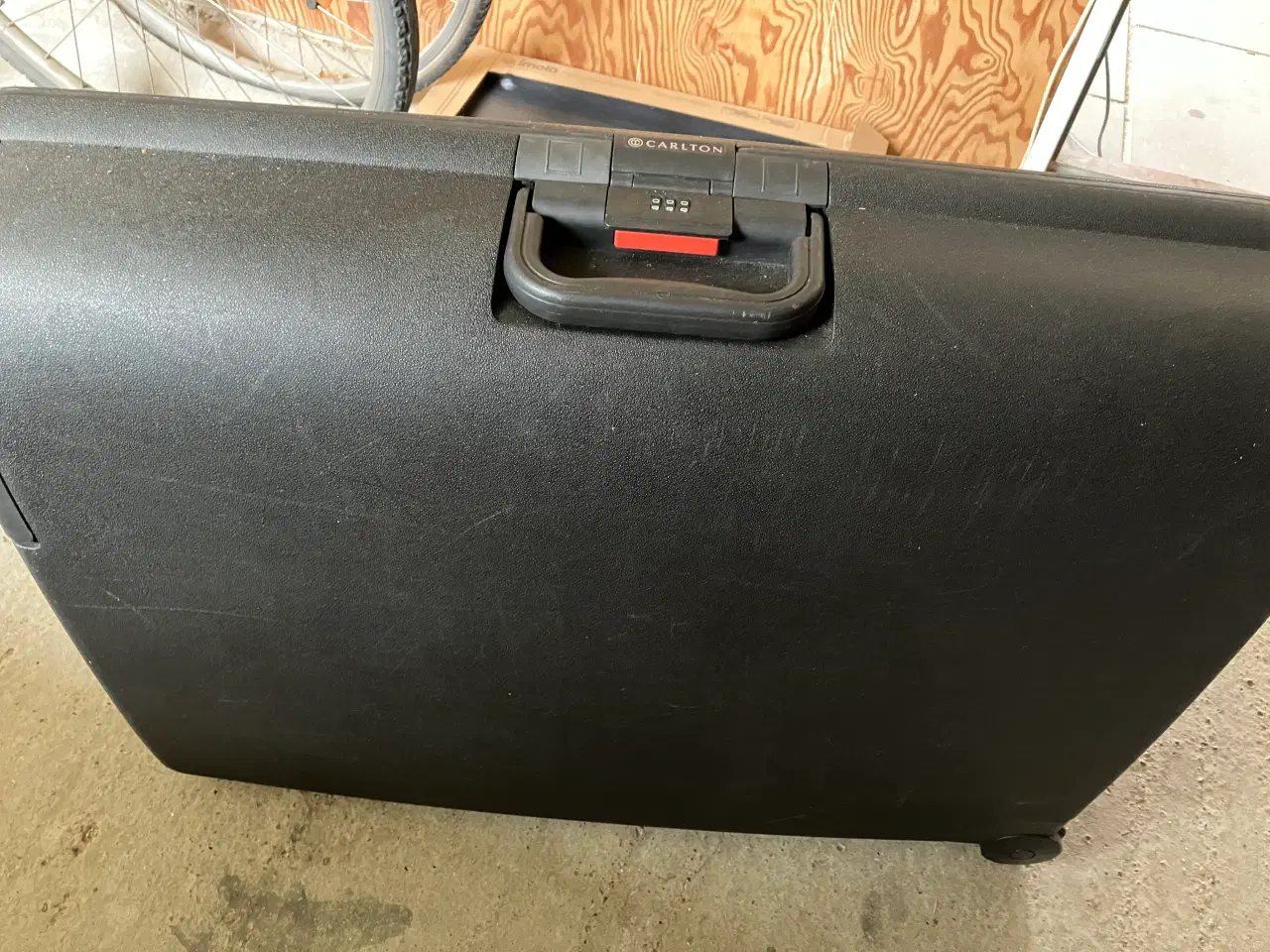 Billede 2 - Carlton Hardcase Kuffert 73x55x23 cm