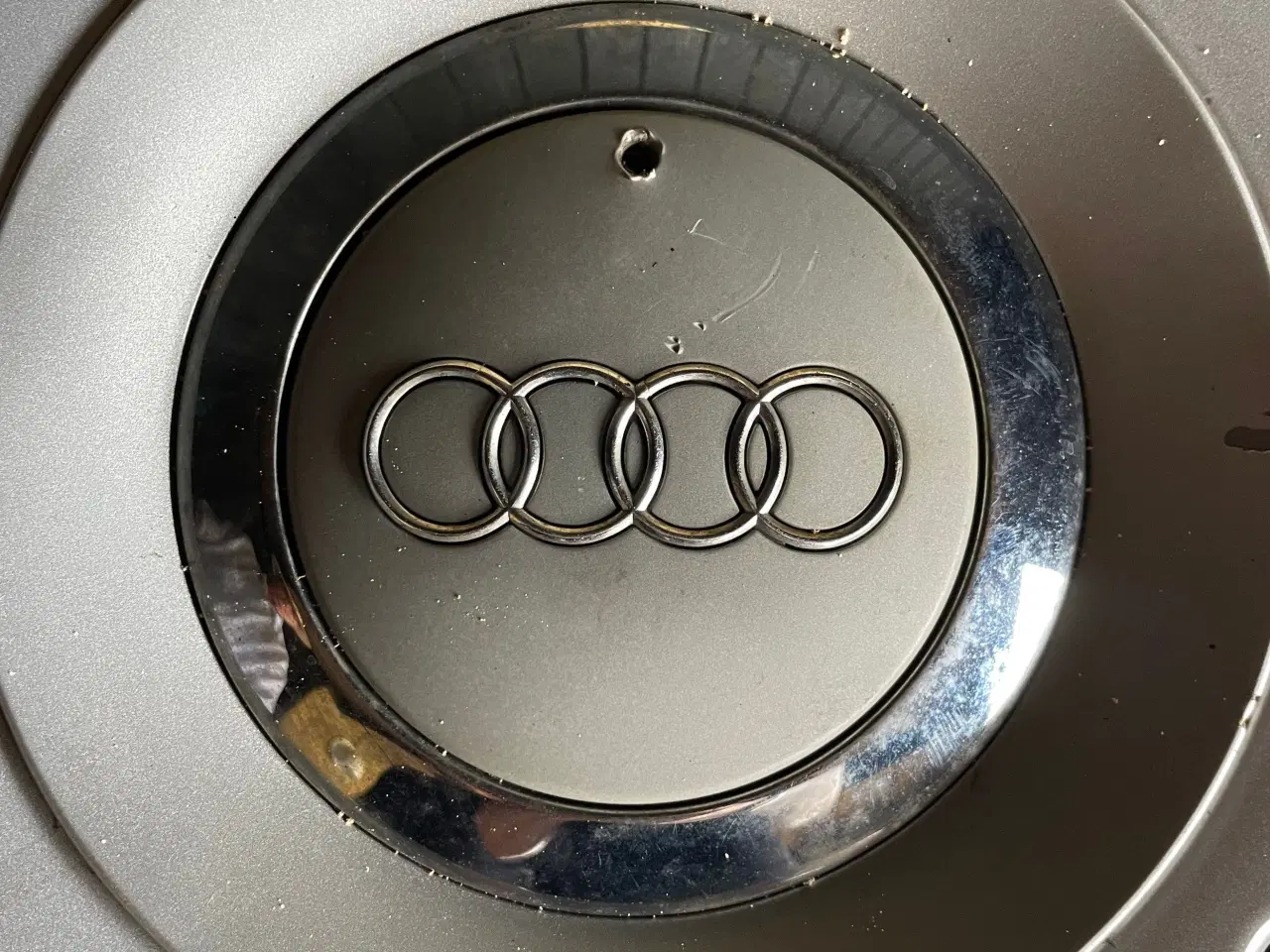 Billede 2 - Audi alufælge 