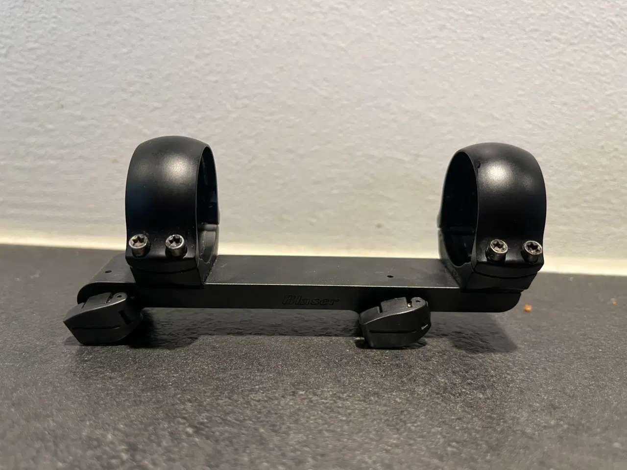 Billede 2 - Blaser saddelmontage 30mm ringe 