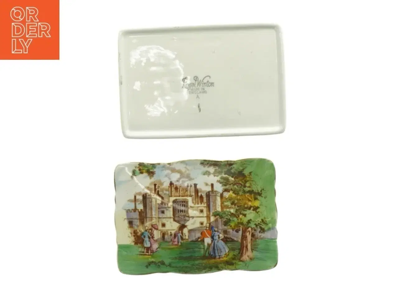 Billede 4 - Porcelænsæske med låg og landskabsmotiv fra Royal Winton (str. 13,5 x 9,5 x 4,5 cm)