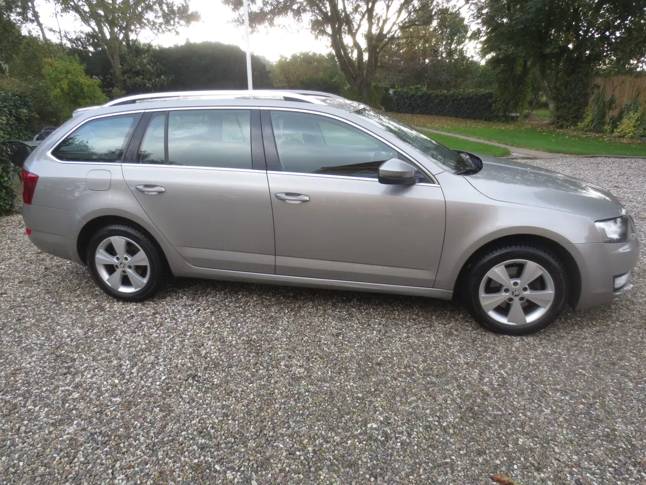 Billede 5 - Skoda Octavia 1.4 i 140 Hk Stc år 2014. 