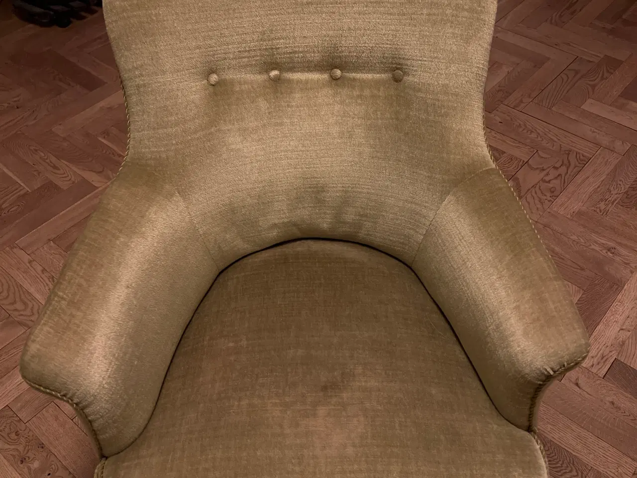 Billede 1 - “Gammeldags” lænestol i olivengrøn velour