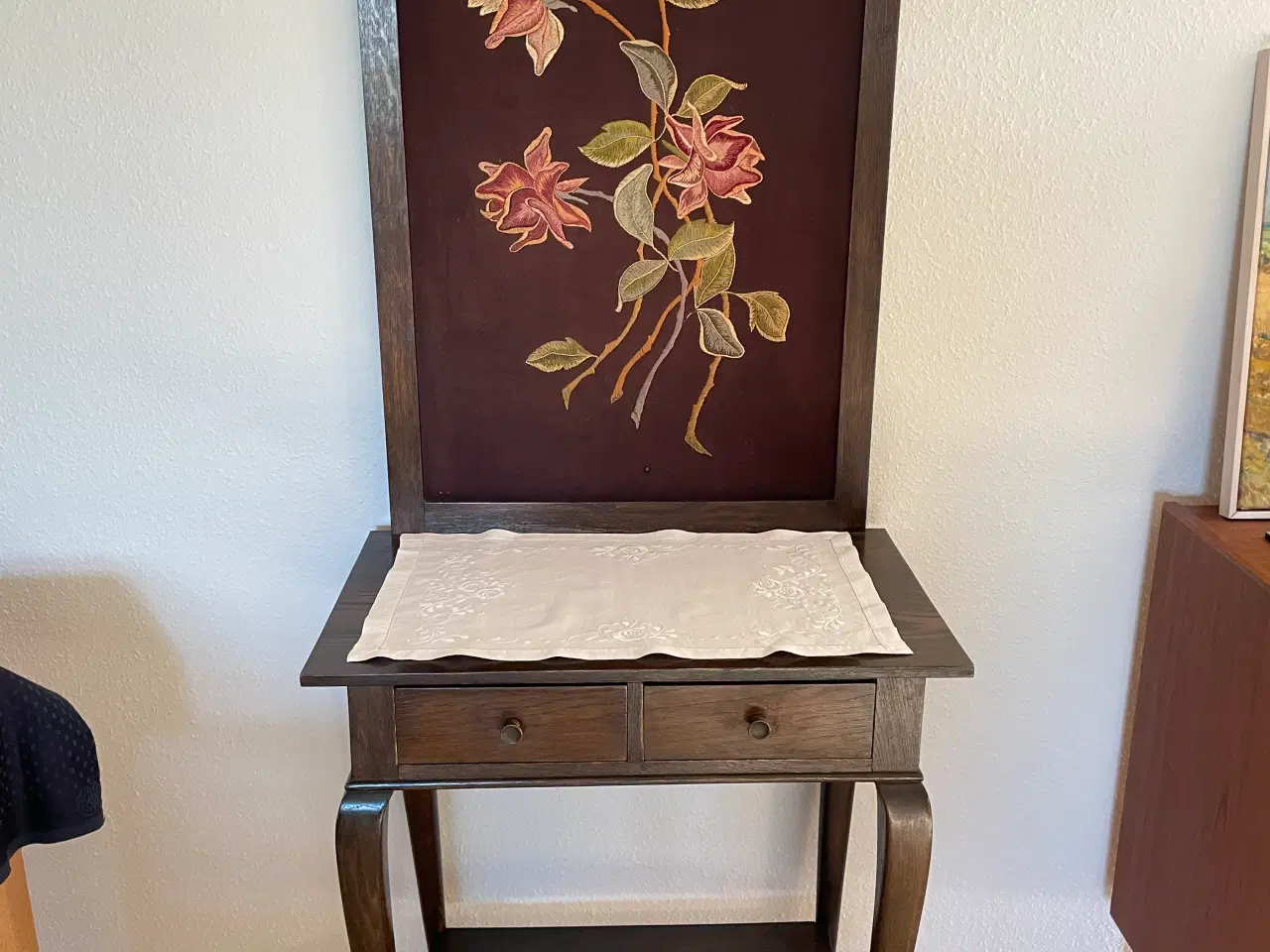 Billede 1 - Antikt tobaksbord/møbel