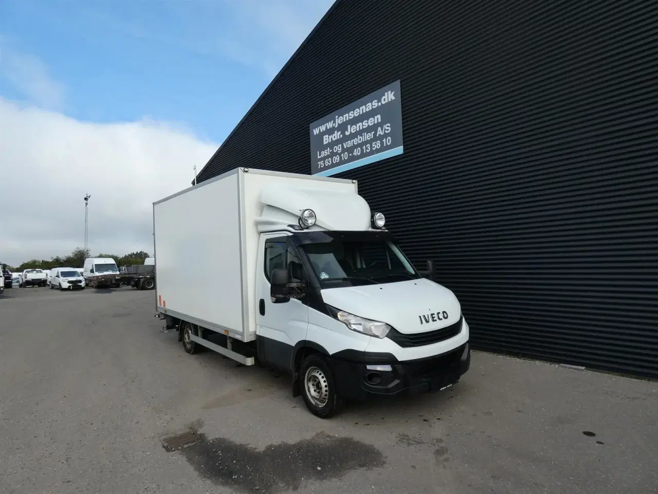 Billede 1 - Iveco Daily 35S18 4100mm 3,0 D 180HK Ladv./Chas. 8g Aut.