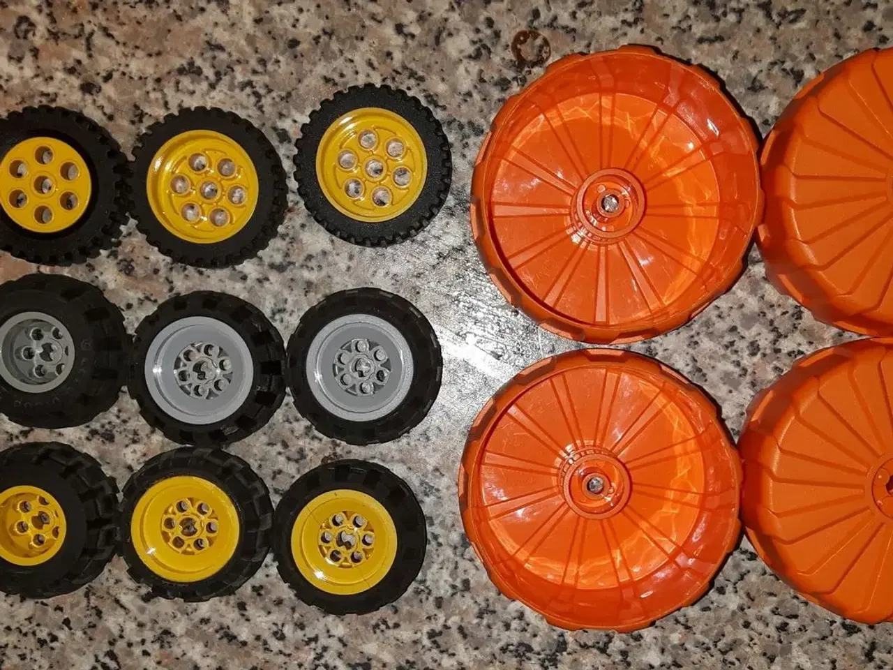 Billede 1 - Lego teknic hjul