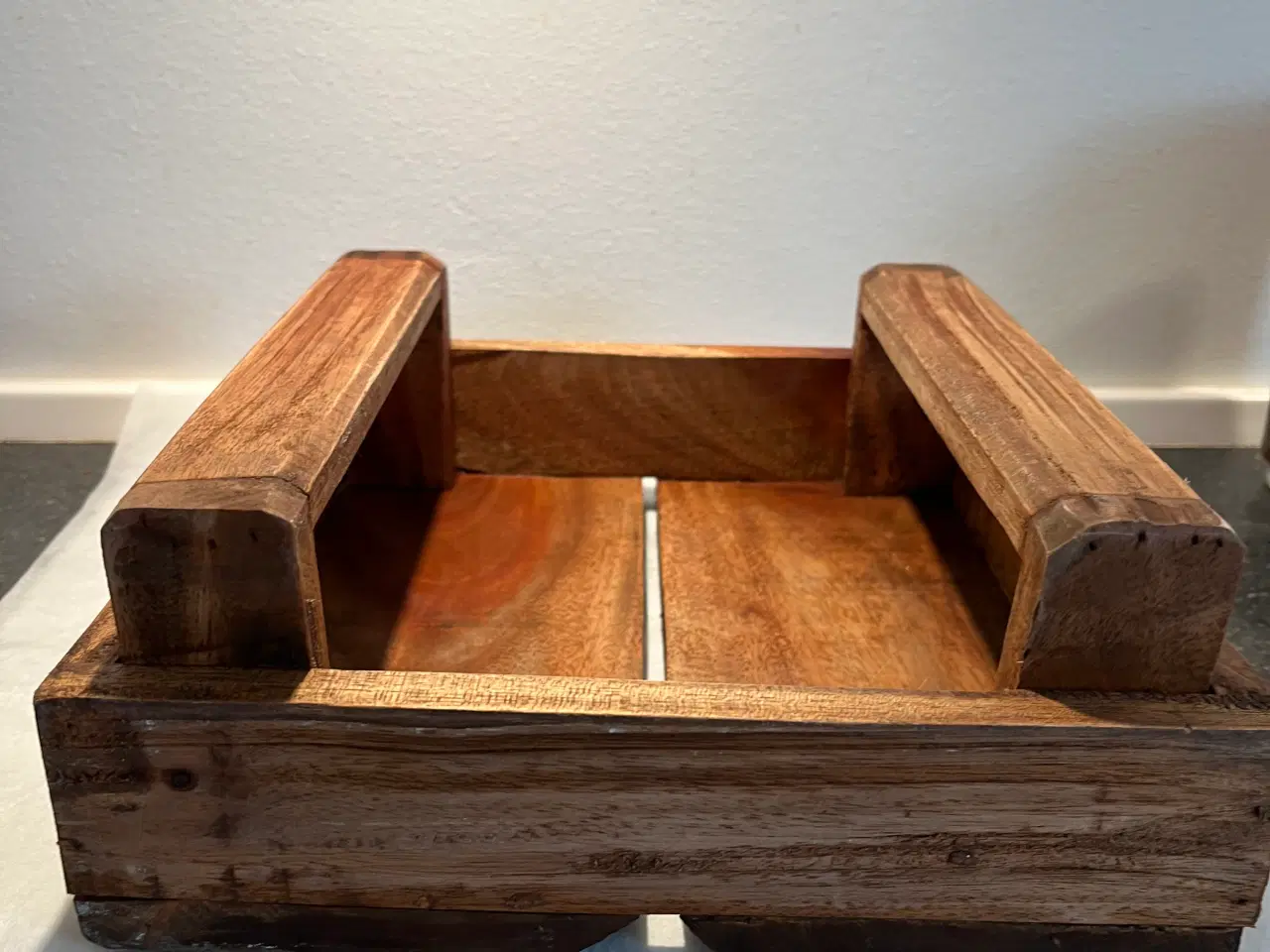 Billede 6 - Vintage trækasse + 6 smukke kopper