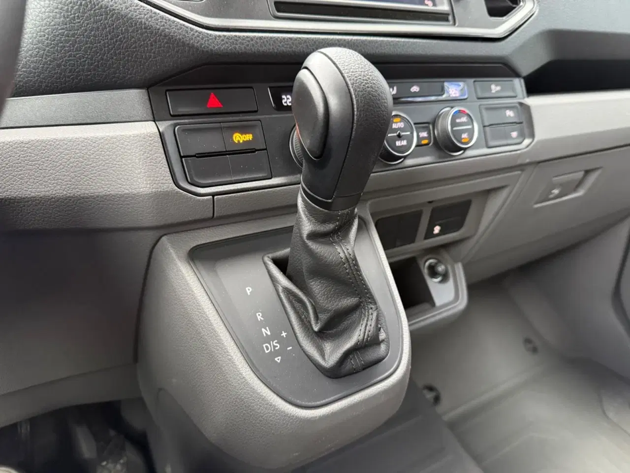 Billede 10 - VW Crafter 35 2,0 TDi 177 Kassevogn L3H2 4Motion