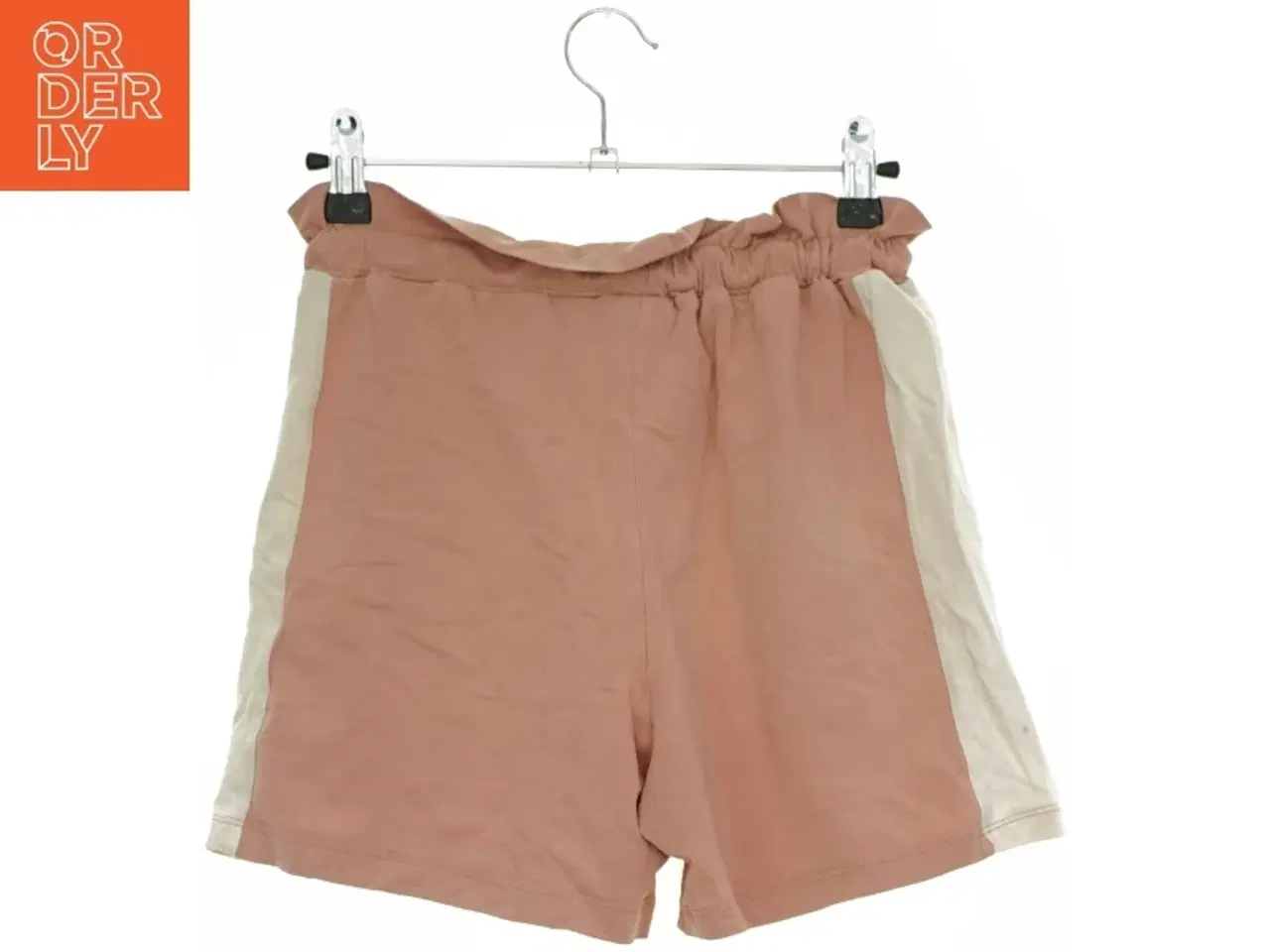 Billede 2 - Shorts fra Hummel (str. 146 cm)