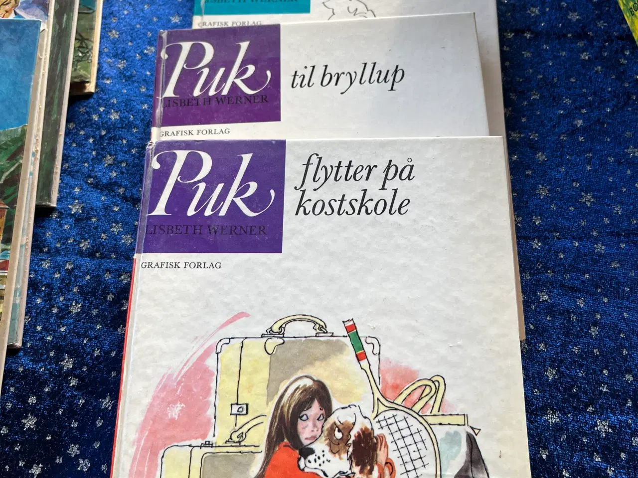 Billede 1 - Puk og Hanne bøger