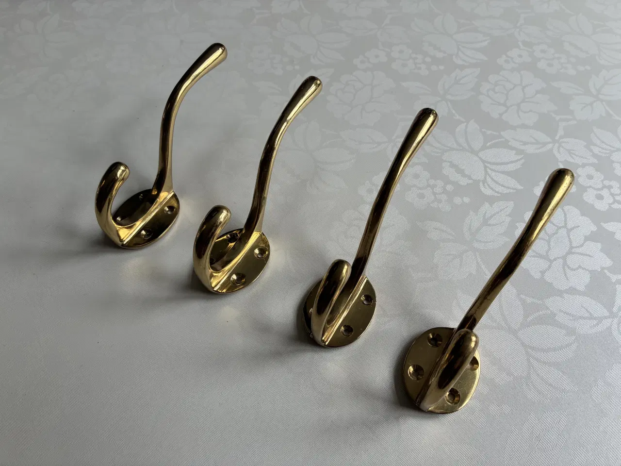 Billede 1 - Smukke gamle messing knager 