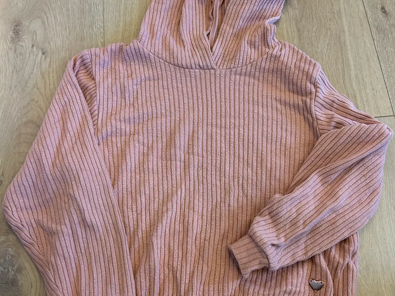 Billede 7 - Tøjpakke pige str 128 Hummel og h&m