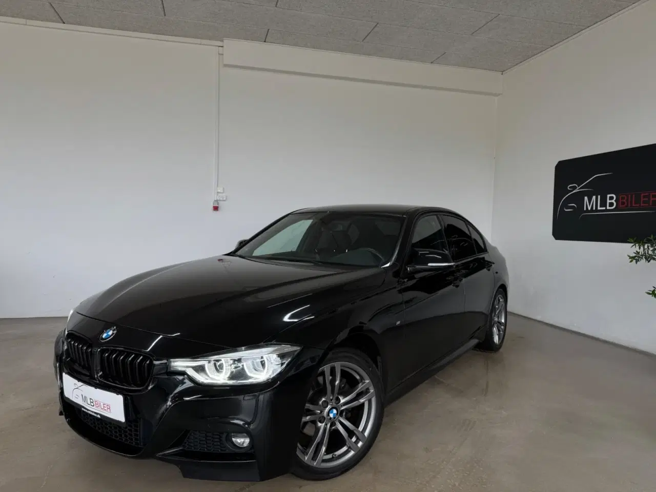 Billede 1 - BMW 320i 2,0 M-Sport aut.