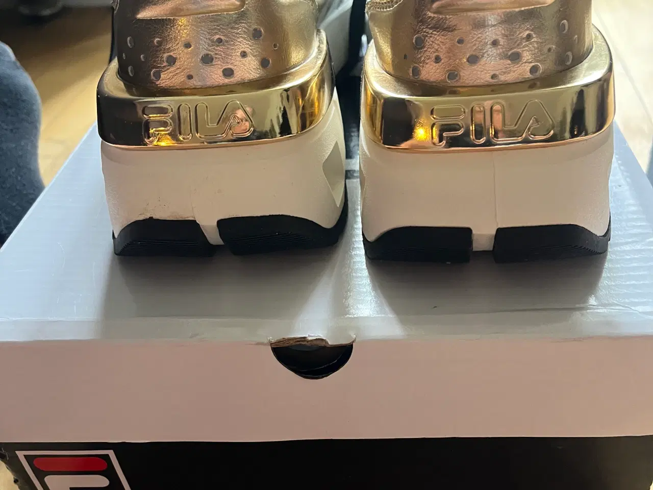 Billede 3 - Fila UPGR8 M WMN silver/gold