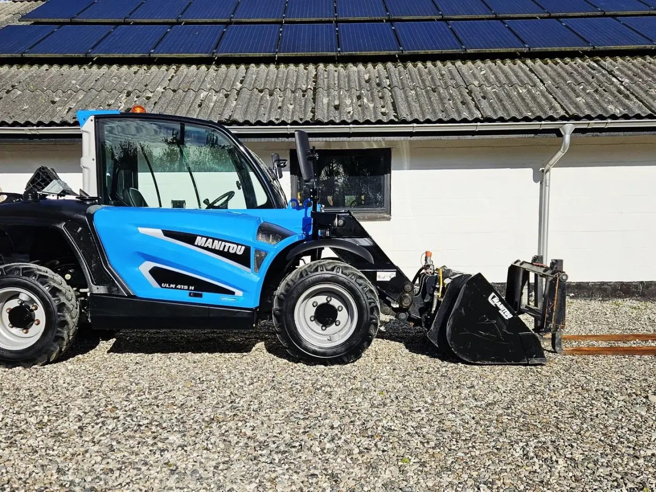 Billede 1 - Manitou ULM 415 H / som ny / inkl. redskaber / kan køres på trailer