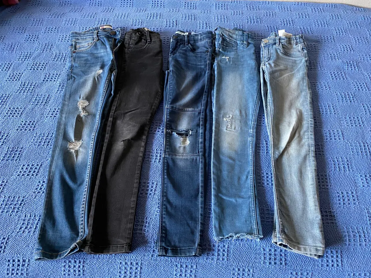 Billede 7 - Pigetøj str. 128 pris pr. Del god pris ved køb af