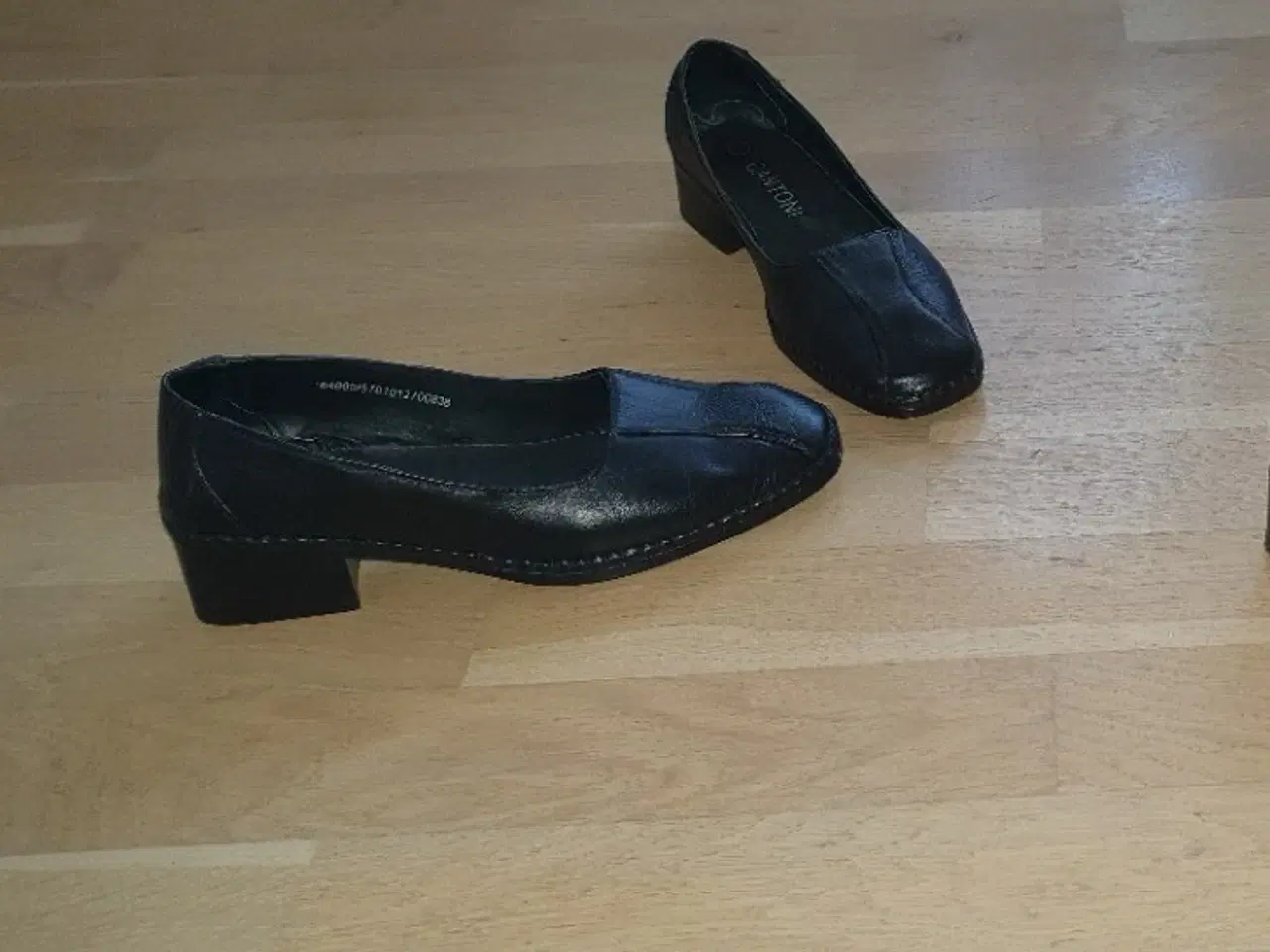Billede 3 - Damesko