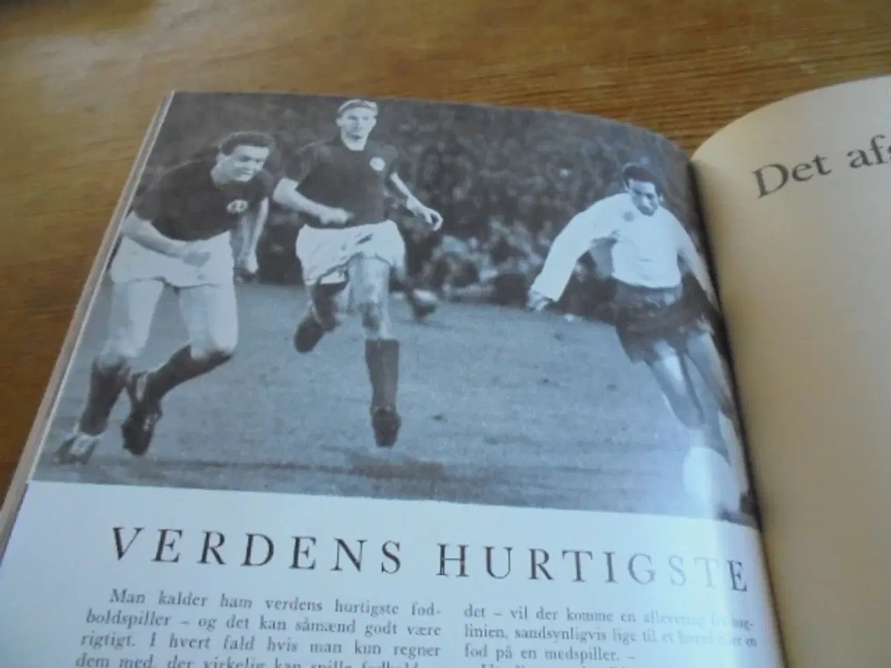 Billede 2 - FODBOLDÅRET 1961 – Se fotos og omtale  