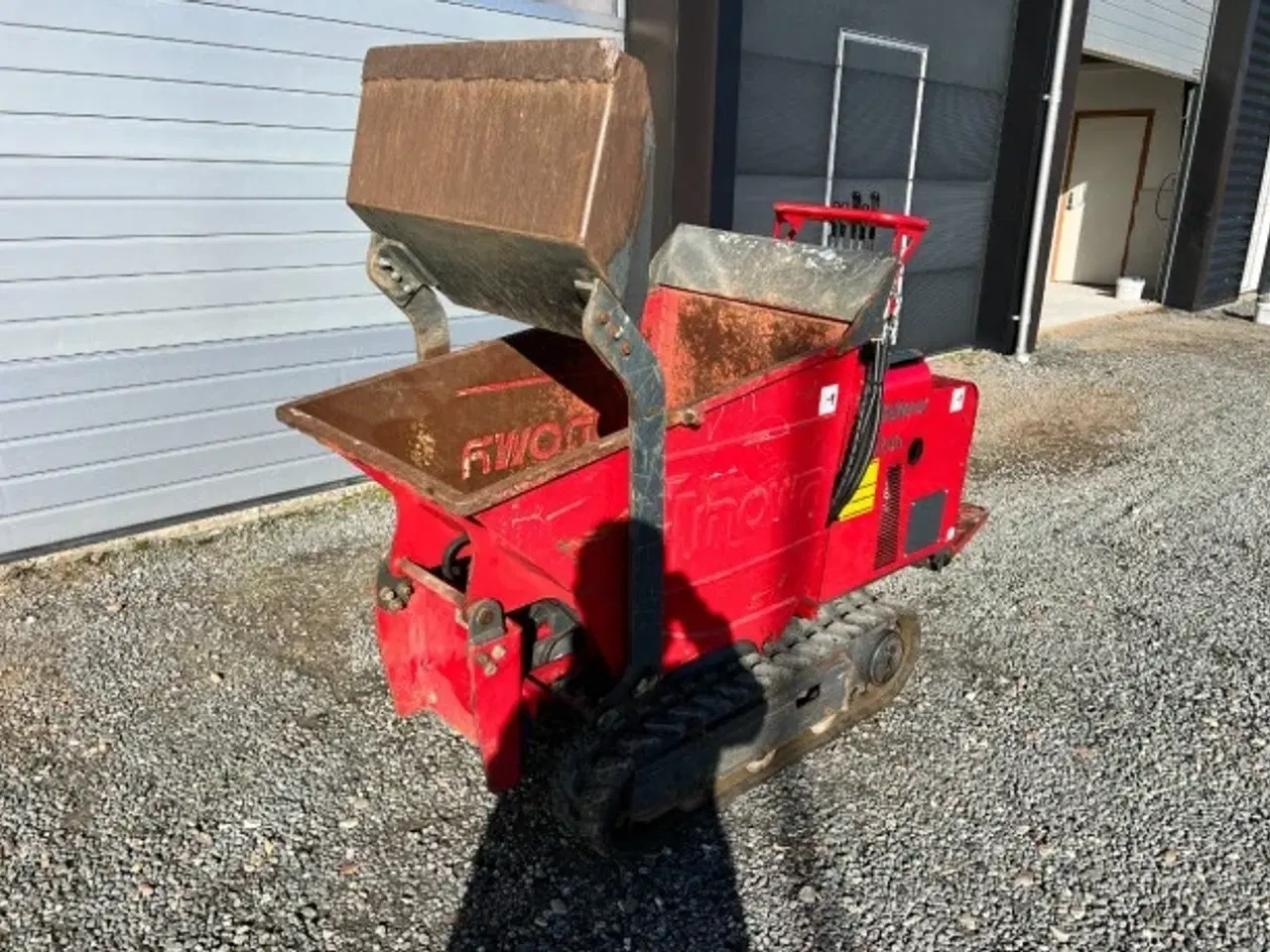 Billede 5 - HINOWA HS 1100 - SELVLÆSSER Larvebåndsdumper / Ny motor