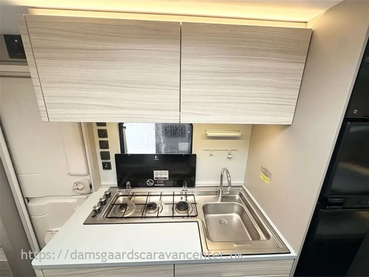 Billede 12 - 2022 - Adria Altea 552 PK Dobbeltseng-3-Køjer-Gulvtemp.-Mover-Telt