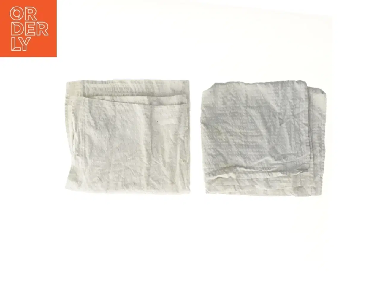 Billede 2 - 2 hvide tekstiler (str. 2 styk 67x58 cm)