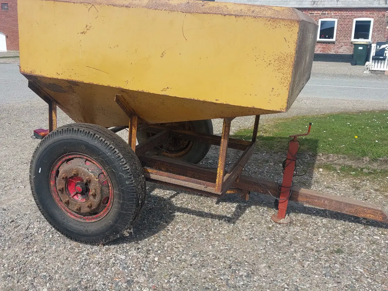 Billede 1 - Kornvogn