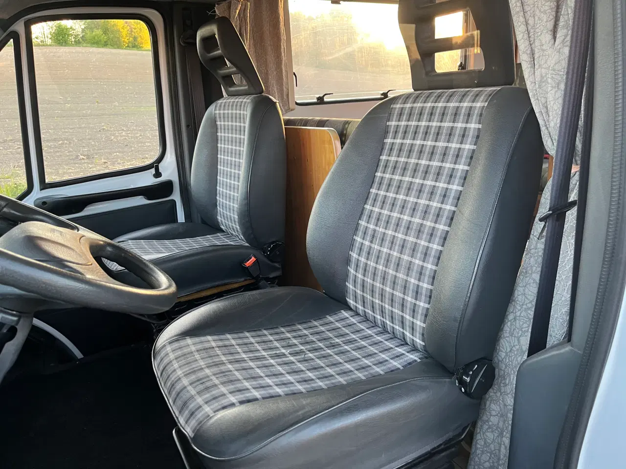 Billede 3 - Nysynet og velholdt autocamper
