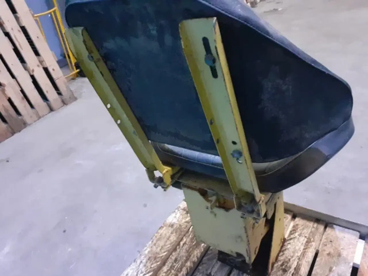 Billede 8 - New Holland 1540 sæde 