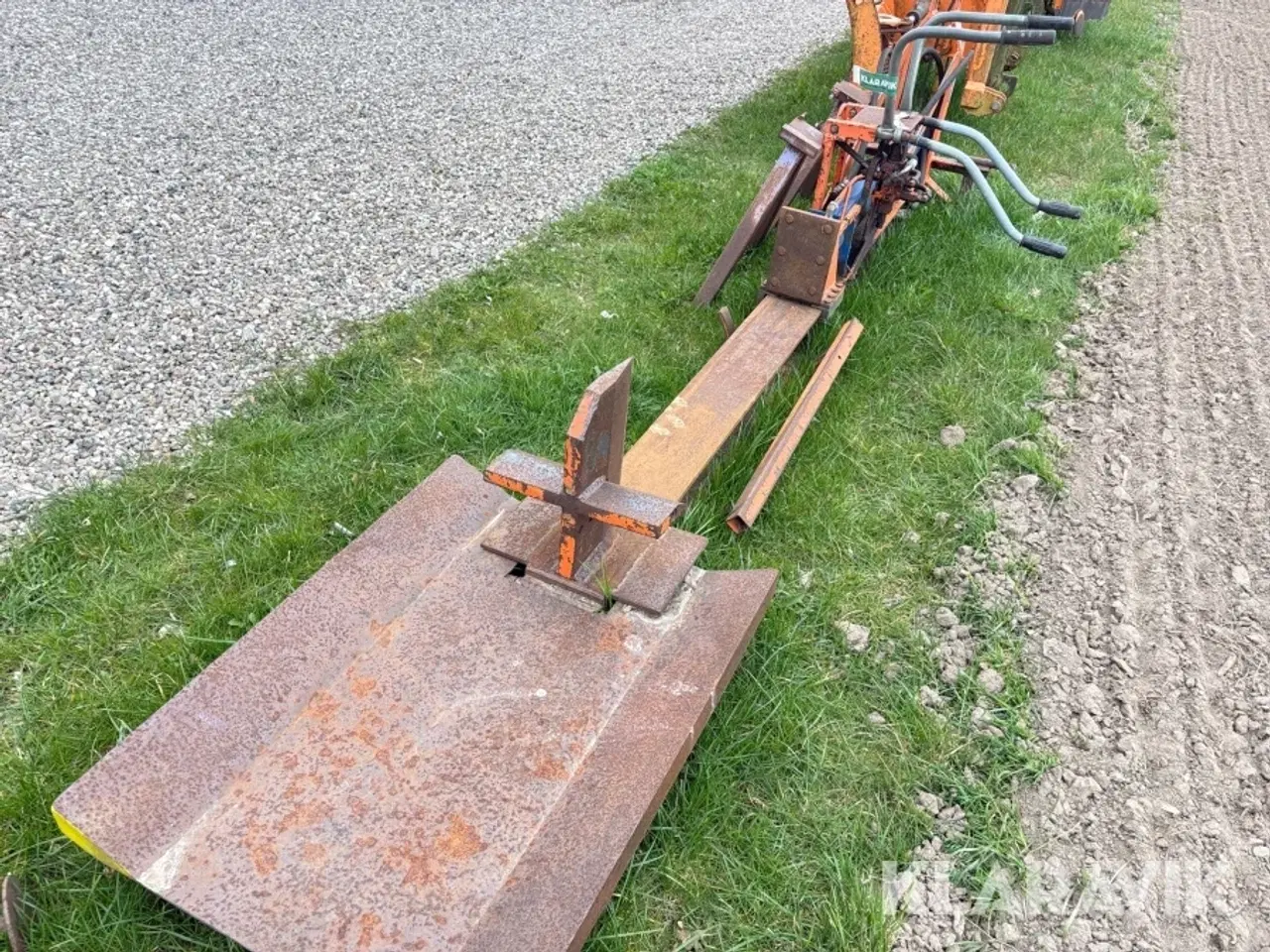 Billede 4 - Brændekløver Ballario og forestille