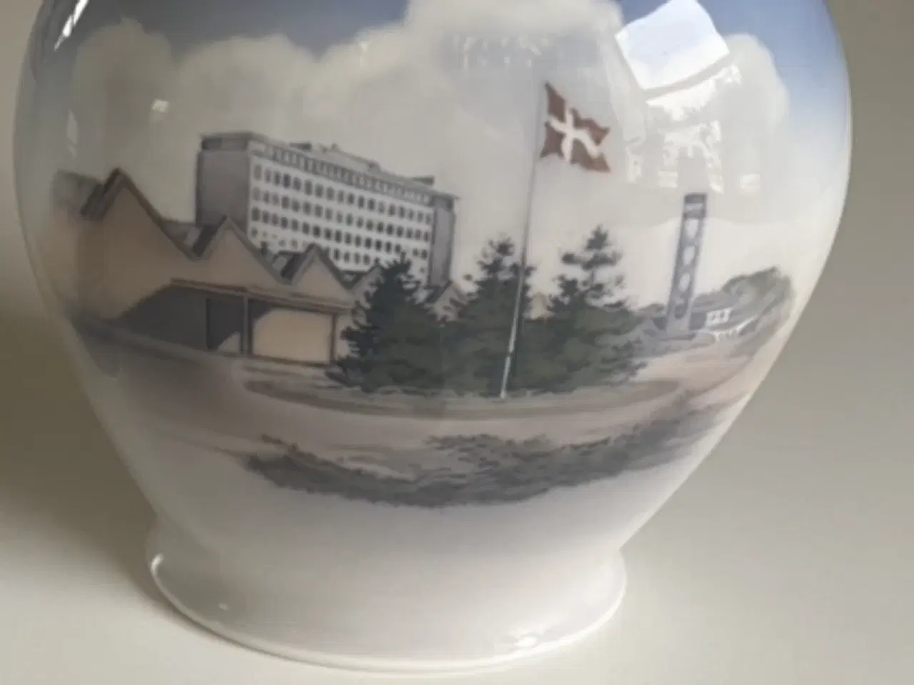 Billede 1 - Royal Copenhagen vase med nr. 5079