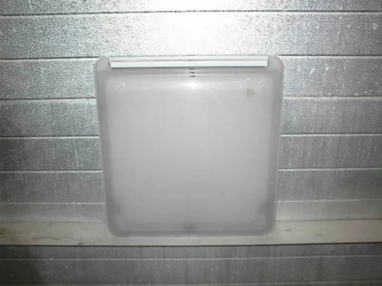 Billede 1 -   Burstner Toilet Rude.
