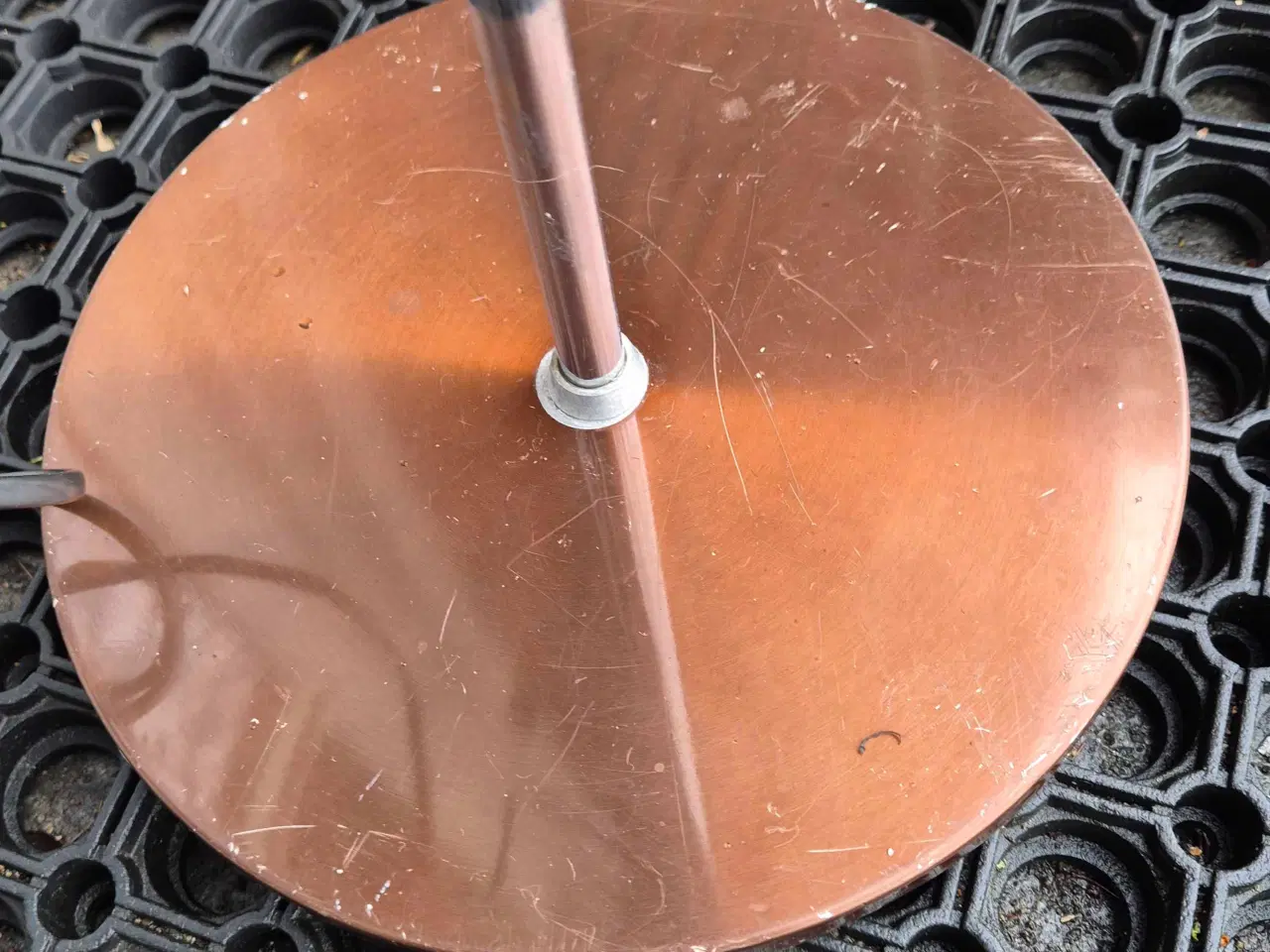 Billede 10 - Standerlampe med gyldenbrune spot