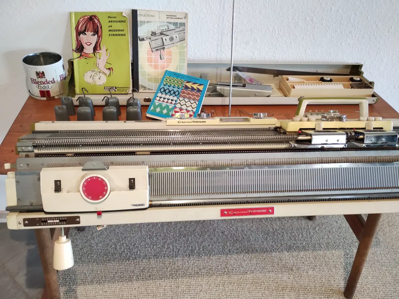 Billede 1 - Strikkemaskine-Knitmaster