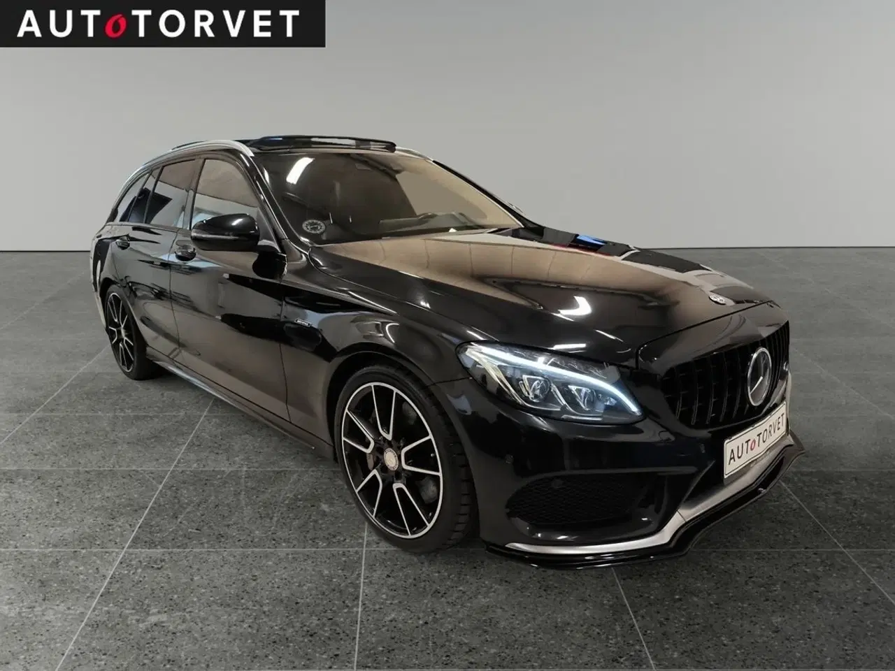 Billede 2 - Mercedes C450 3,0 AMG Sport stc. aut. 4Matic