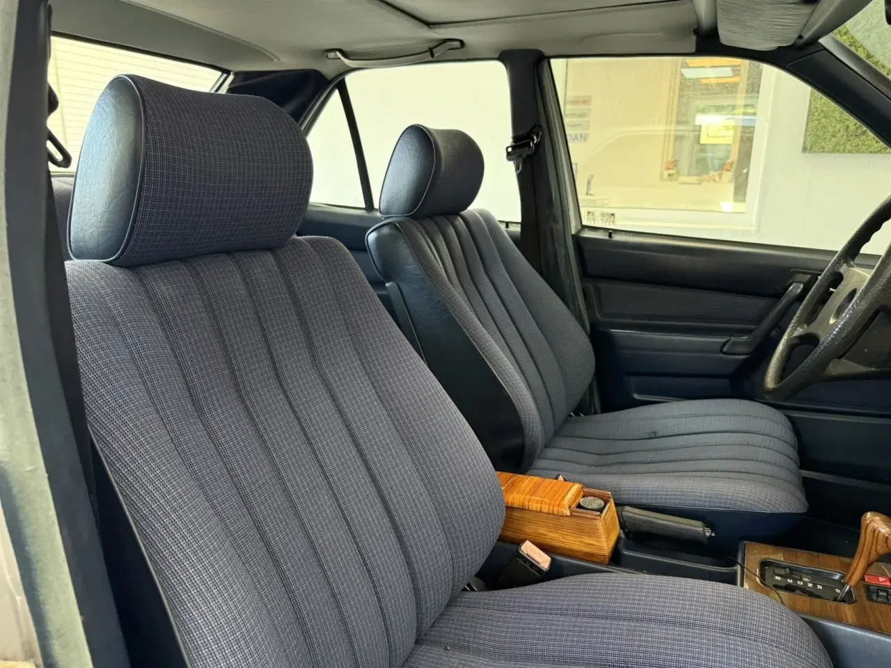 Billede 7 - Mercedes-Benz 190 E 2,0 122HK Aut.