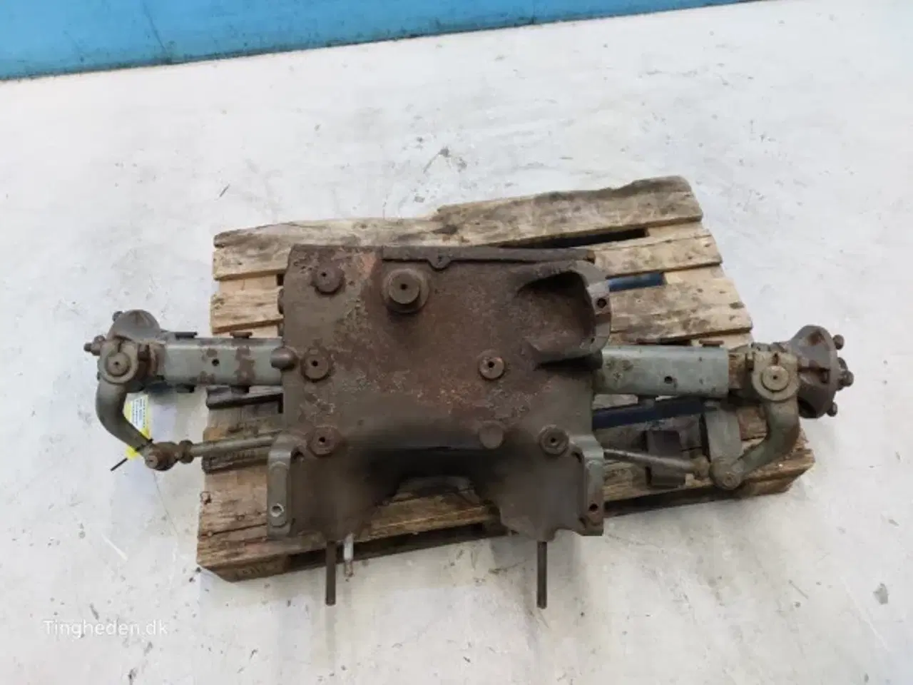 Billede 8 - Massey Ferguson 690 Foraksel 897625M93