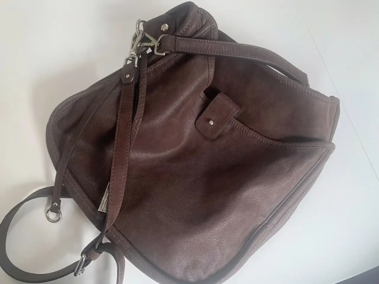 Billede 1 - Gianni Chiarini dametaske i ruskind