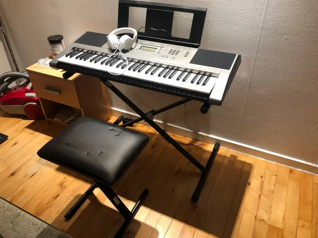 Billede 6 - Yamaha Keybord + Stativ & Stol