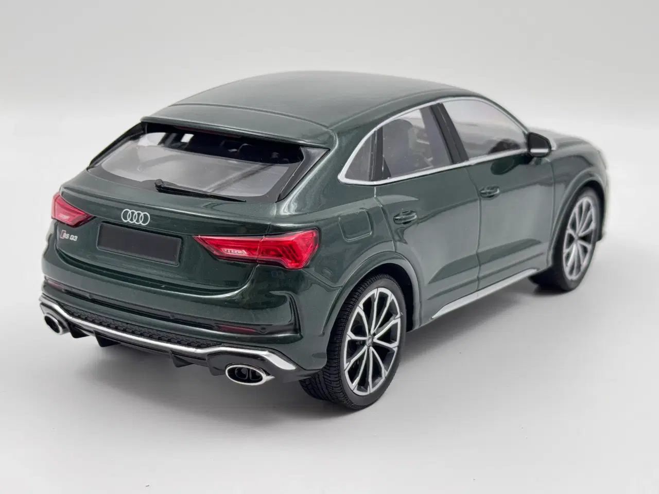 Billede 4 - 2019 Audi RSQ3 Sportback - Limited Edition - 1:18