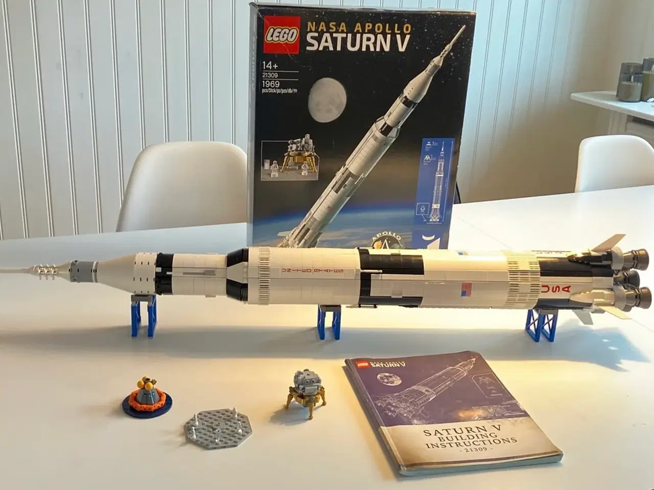 Billede 4 - Lego Saturn V rumraket 21309
