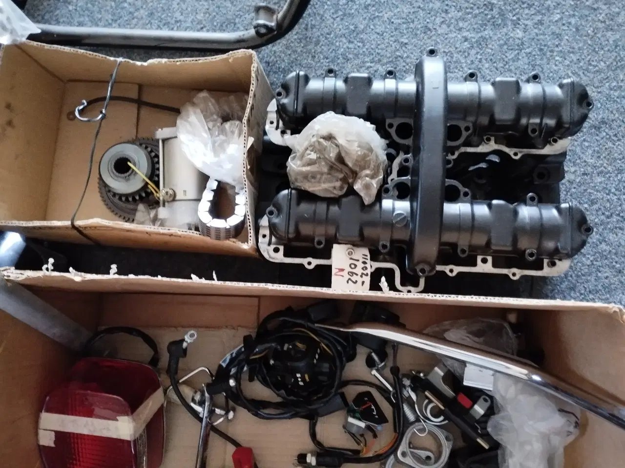 Billede 4 - Dele til Kawasaki Z 400J. årgang 1982, ( se %)