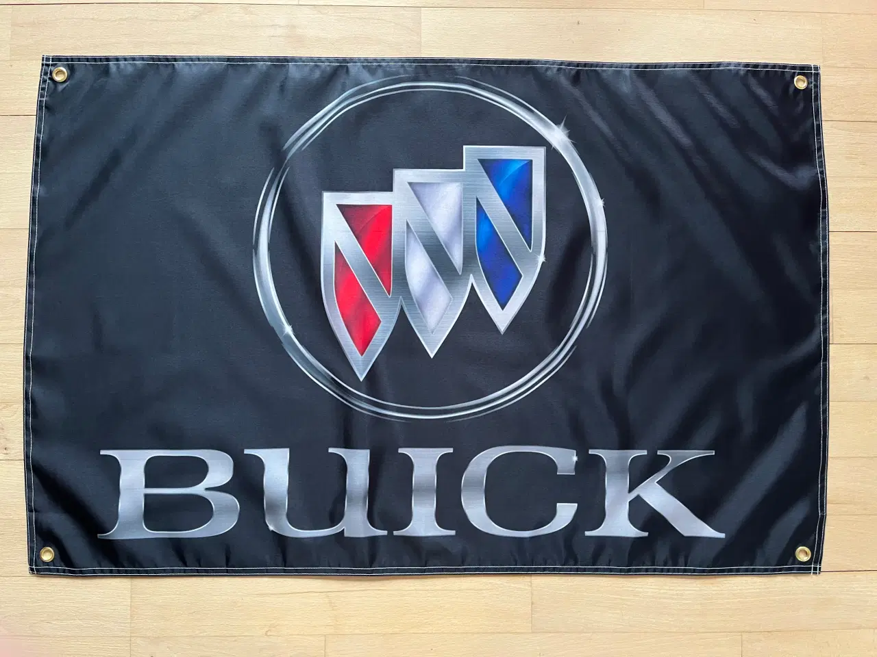 Billede 1 - Flag med Buick