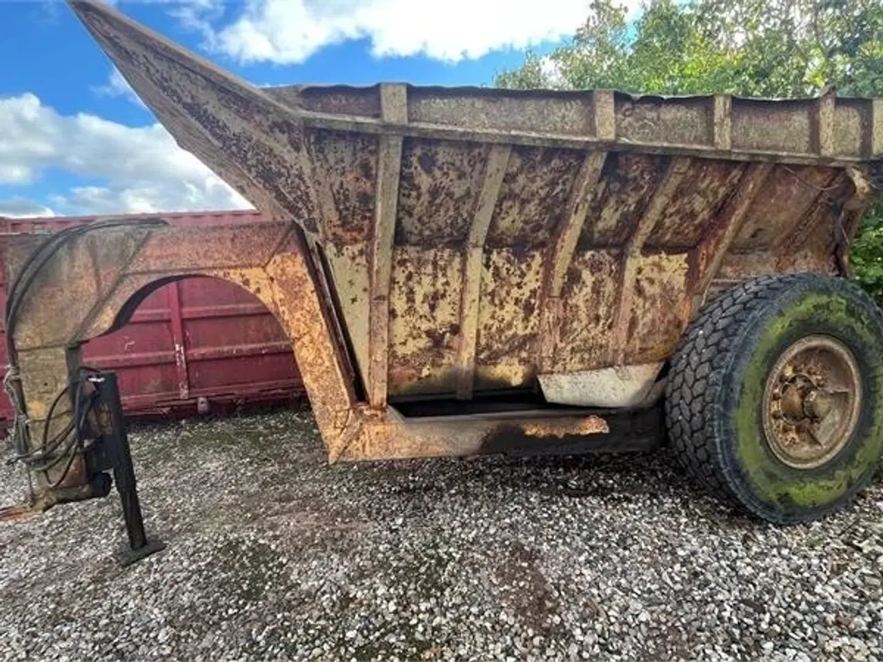 Billede 1 - Volvo BM Dumpervogn med svanehals