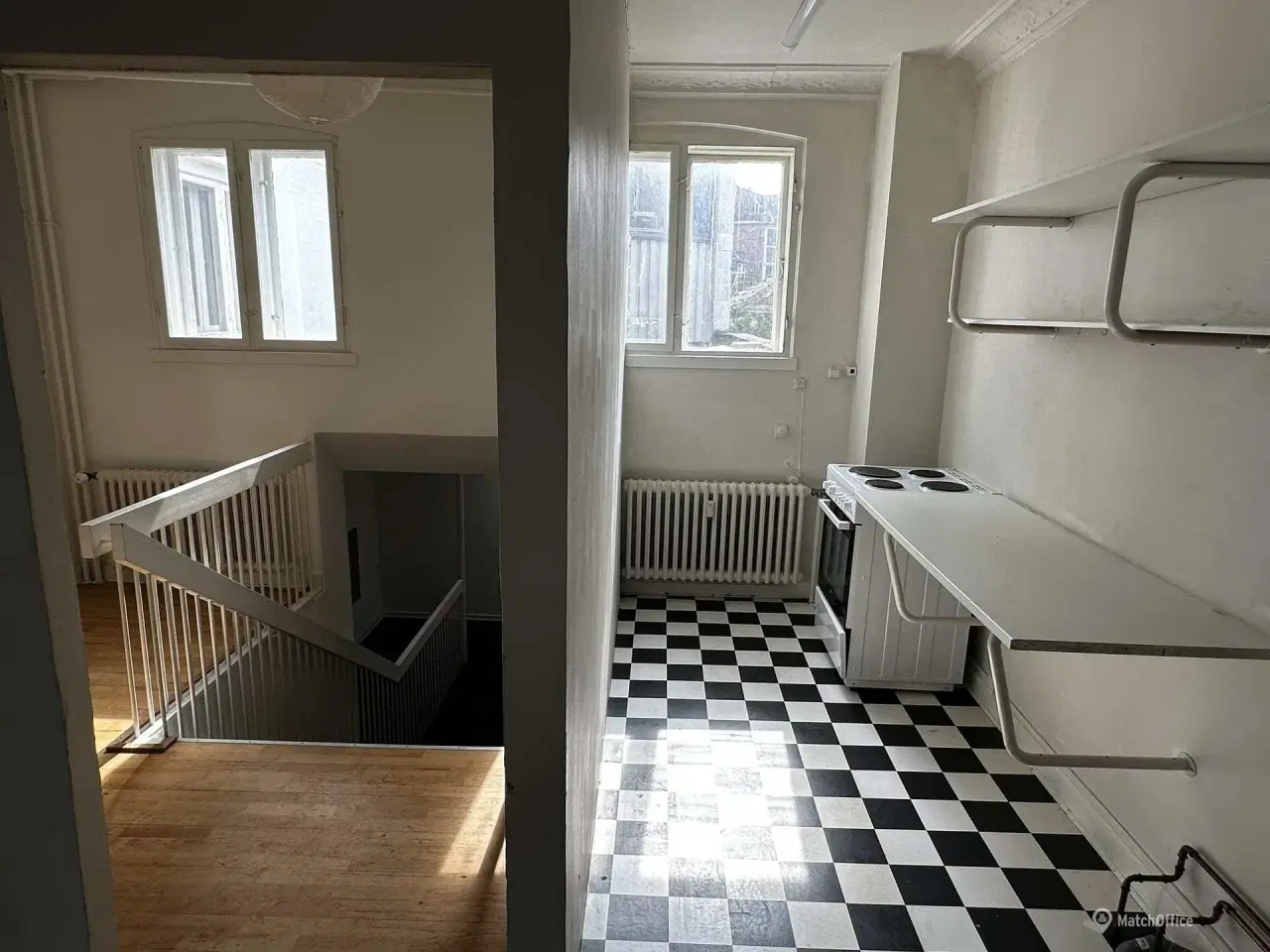Billede 6 - Synligt butik/kontorlejemål ved Slotssøen – Fredericiagade 18. st., Kolding