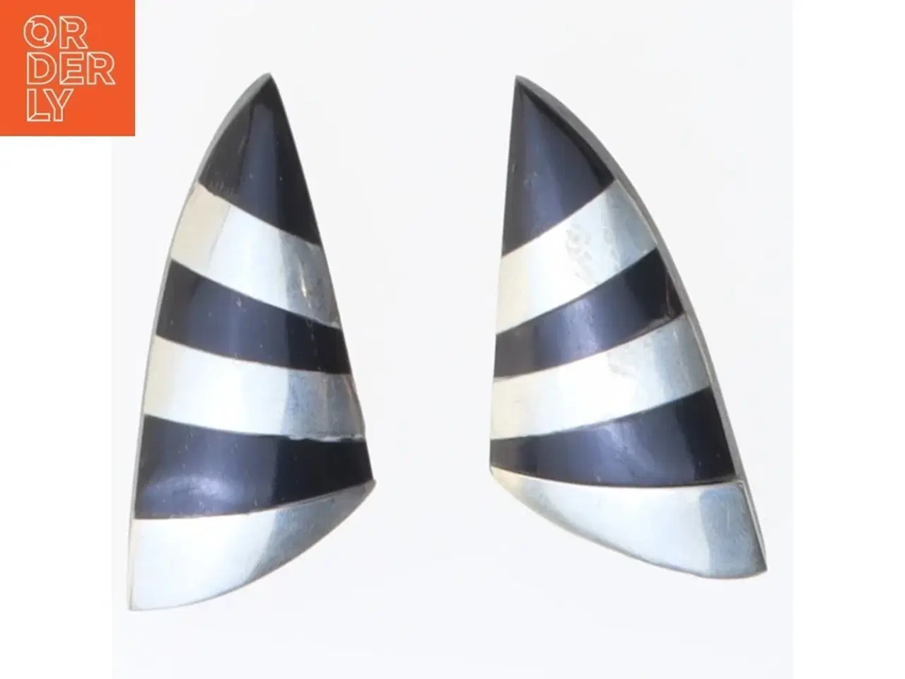 Billede 2 - Øreringe med striber (str. 4 x 2,5 cm)