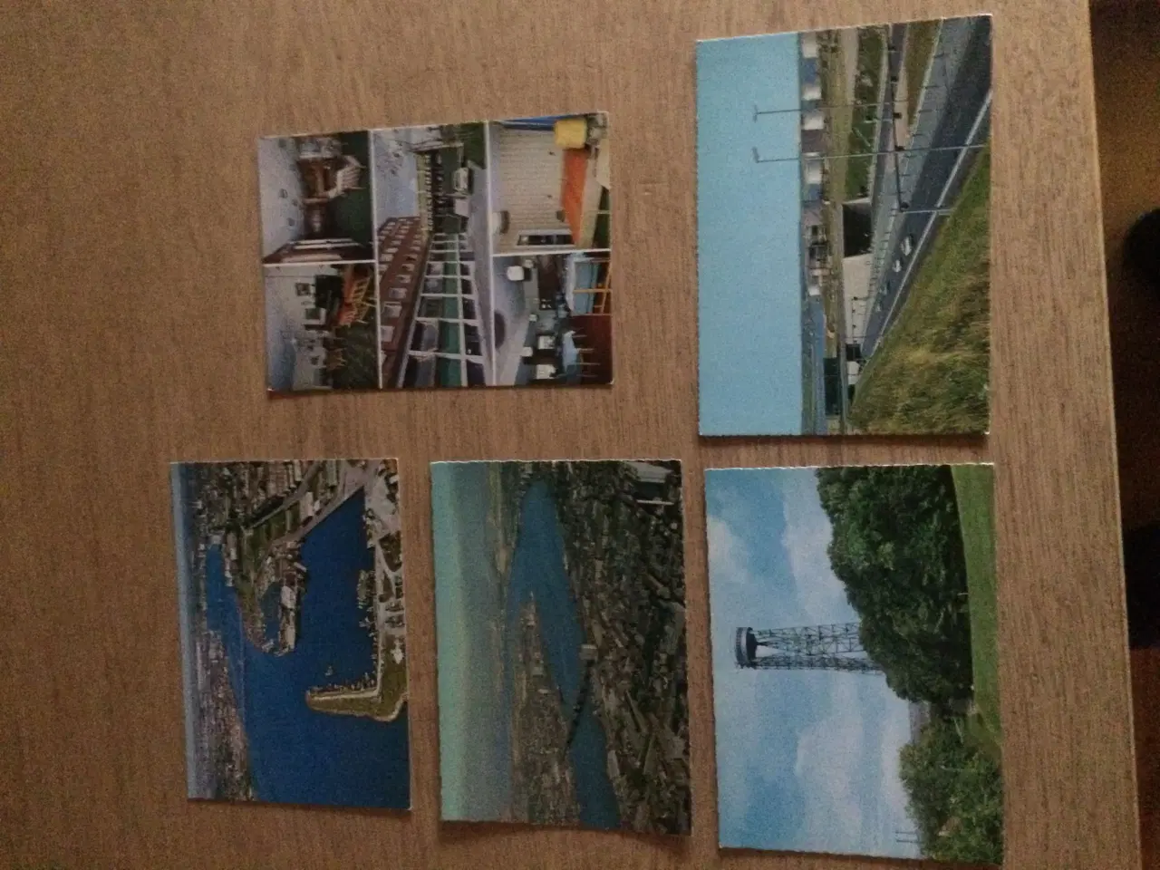 Billede 2 - Gamle postkort med luftfoto af Aalborg