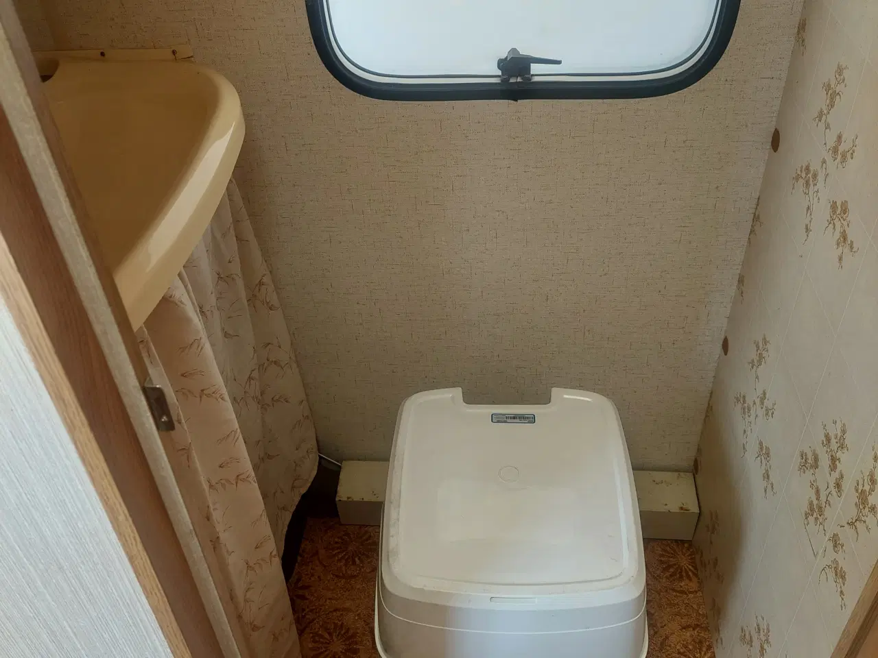 Billede 7 - Campingvogn bürstner 