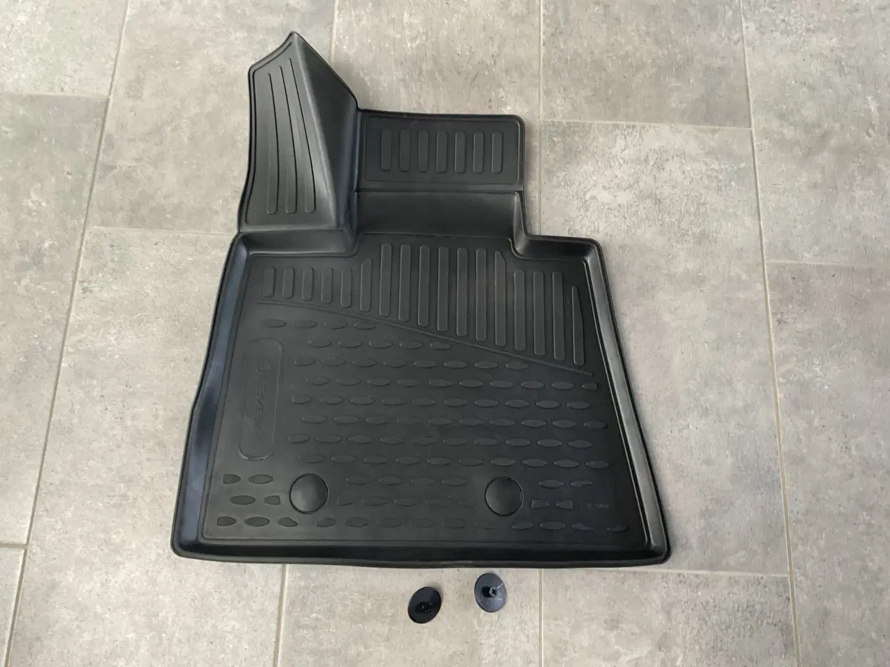 Billede 4 - BMW komplet gummimåtte sæt