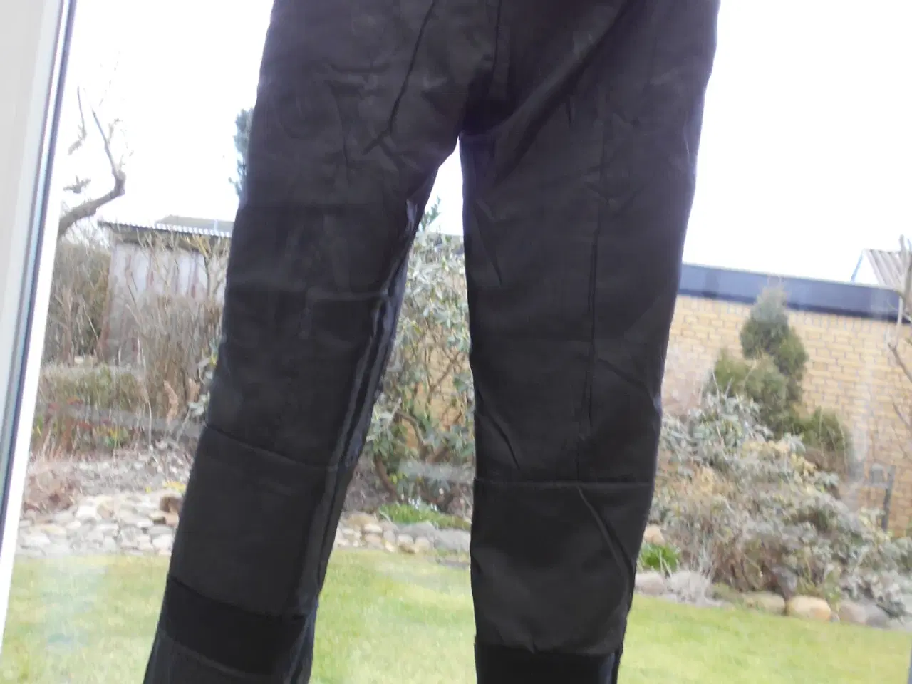 Billede 9 - Helly Hansen regnbukser, bordeaux str.XS